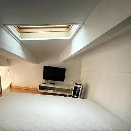 équipé Village Naturiste à 100 M *